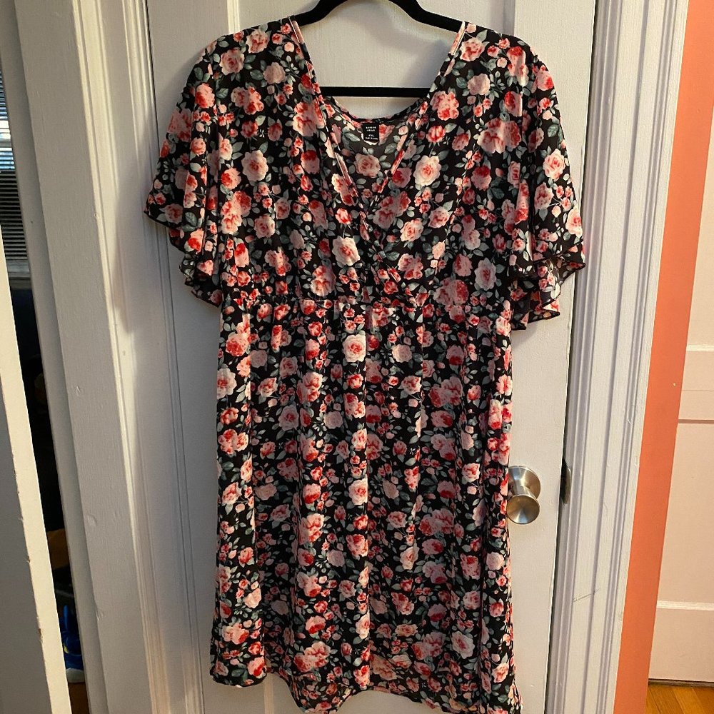 SHEIN SXY Plus Allover Floral Print Dress Without Belt 2XL (16)